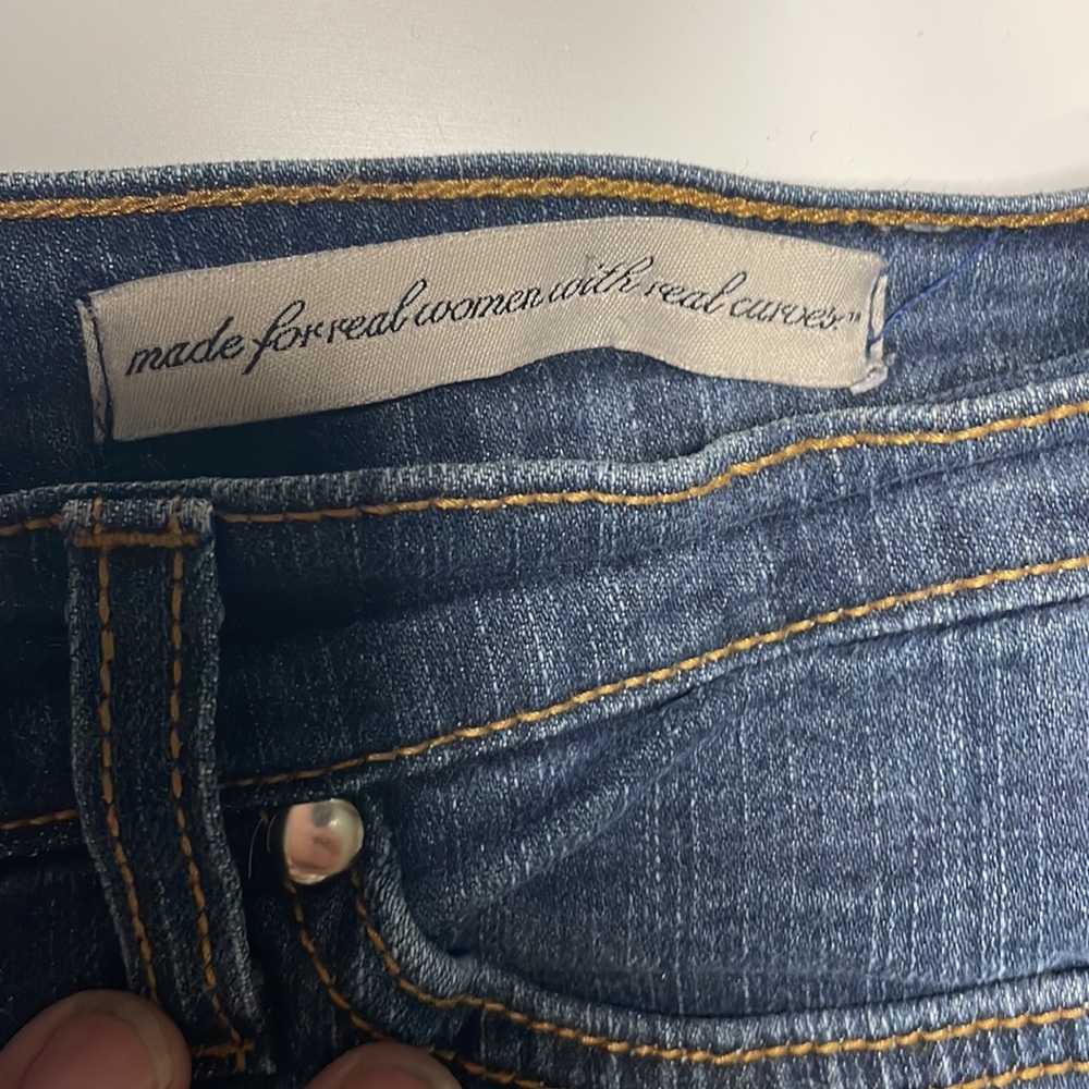 Jeans - Picture 3 of 3